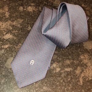 Etienne Aigner Vintage Tie EUC